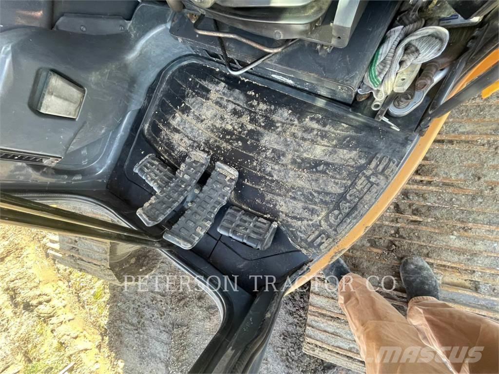 New Holland CX225 Vikšriniai ekskavatoriai