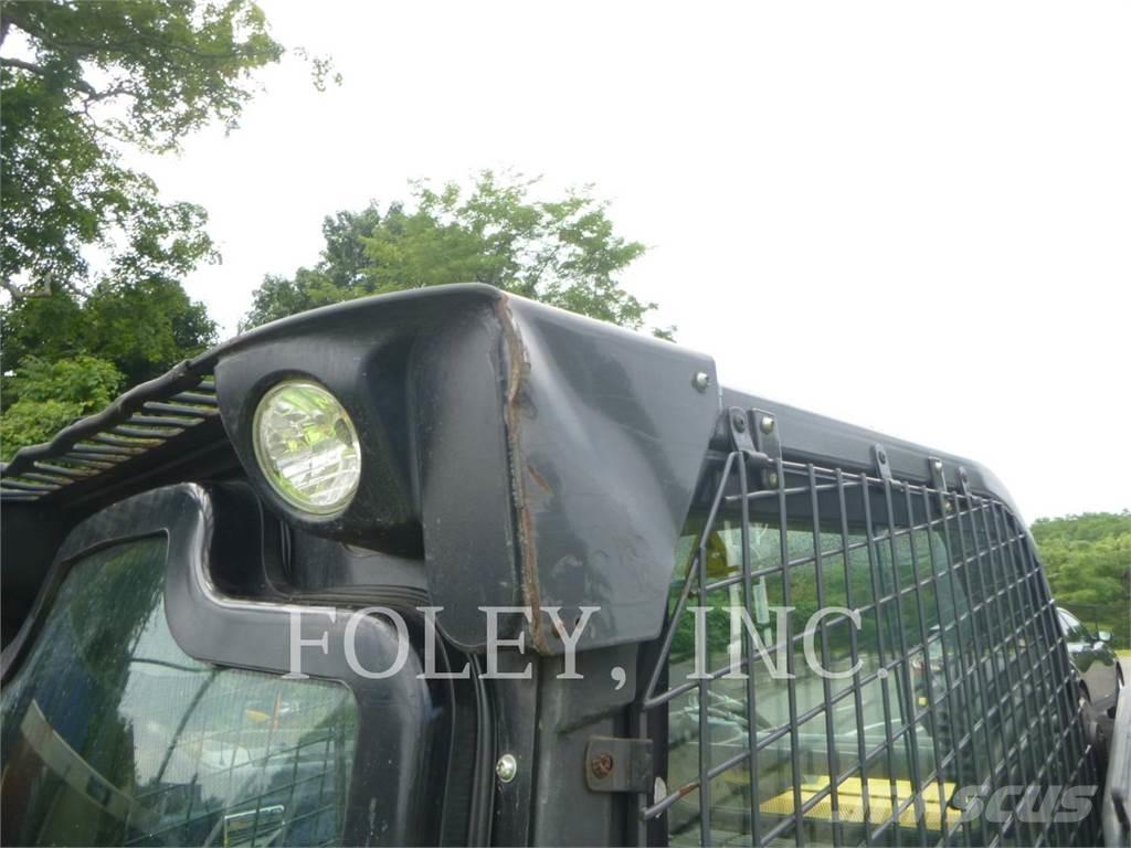 New Holland L228 Krautuvai su šoniniu pasukimu
