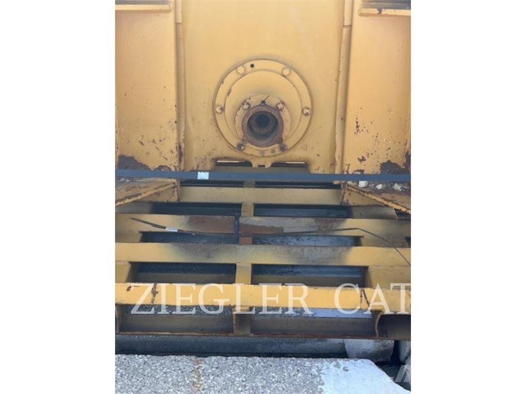 Paccar INC. PA56 Vikšriniai buldozeriai