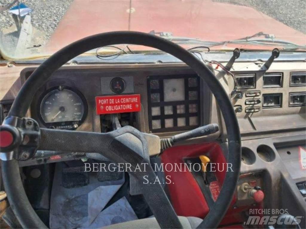 Perlini 131 33 Karjeriniai savivarčiai