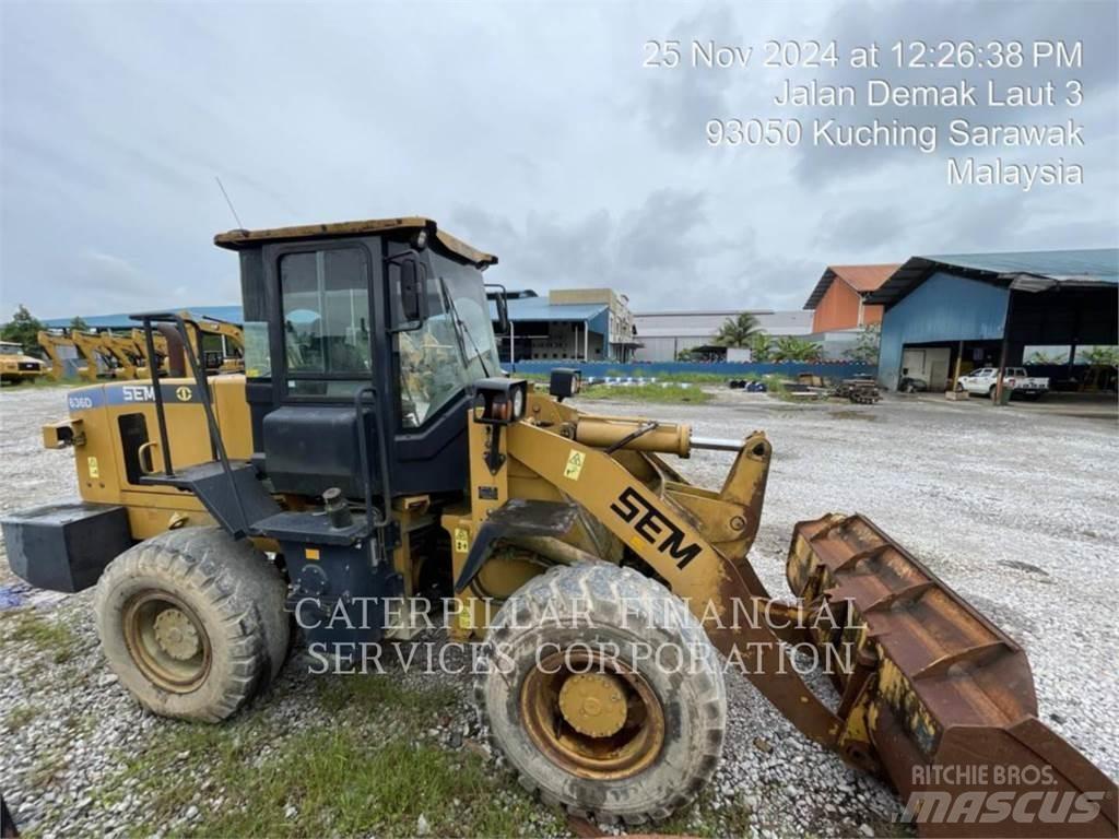 SEM MACHINERY SEM636D Naudoti ratiniai krautuvai