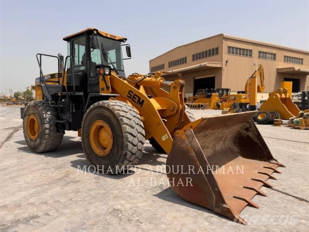 SEM MACHINERY SEM655D Naudoti ratiniai krautuvai