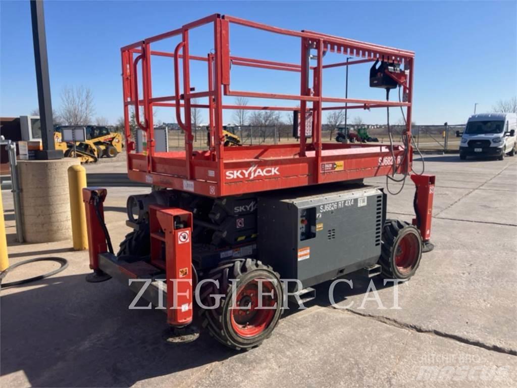 Skyjack SJ6826RT Žirkliniai keltuvai