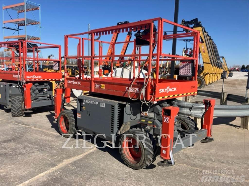 Skyjack SJ6826RT Žirkliniai keltuvai