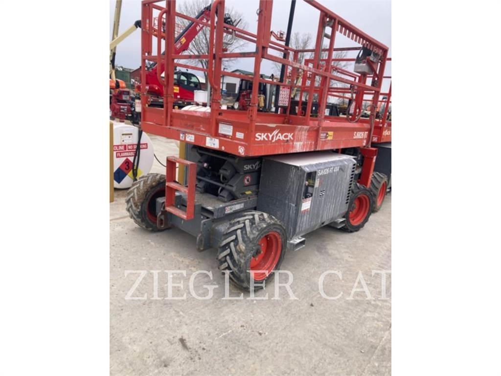 Skyjack SJ6826RT Žirkliniai keltuvai