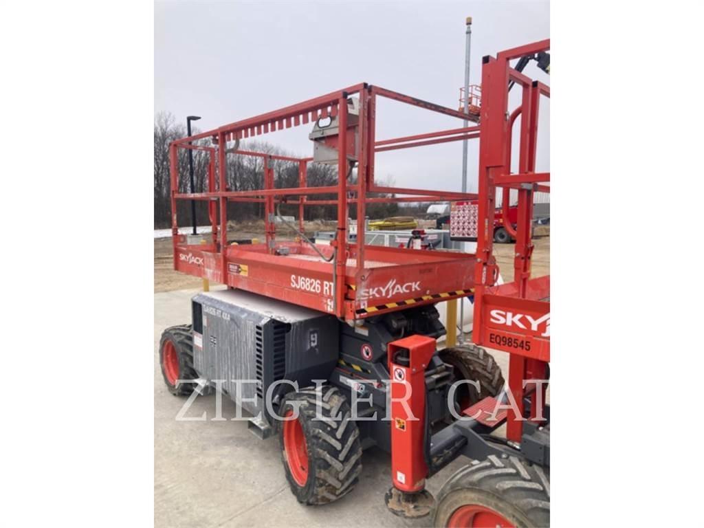 Skyjack SJ6826RT Žirkliniai keltuvai