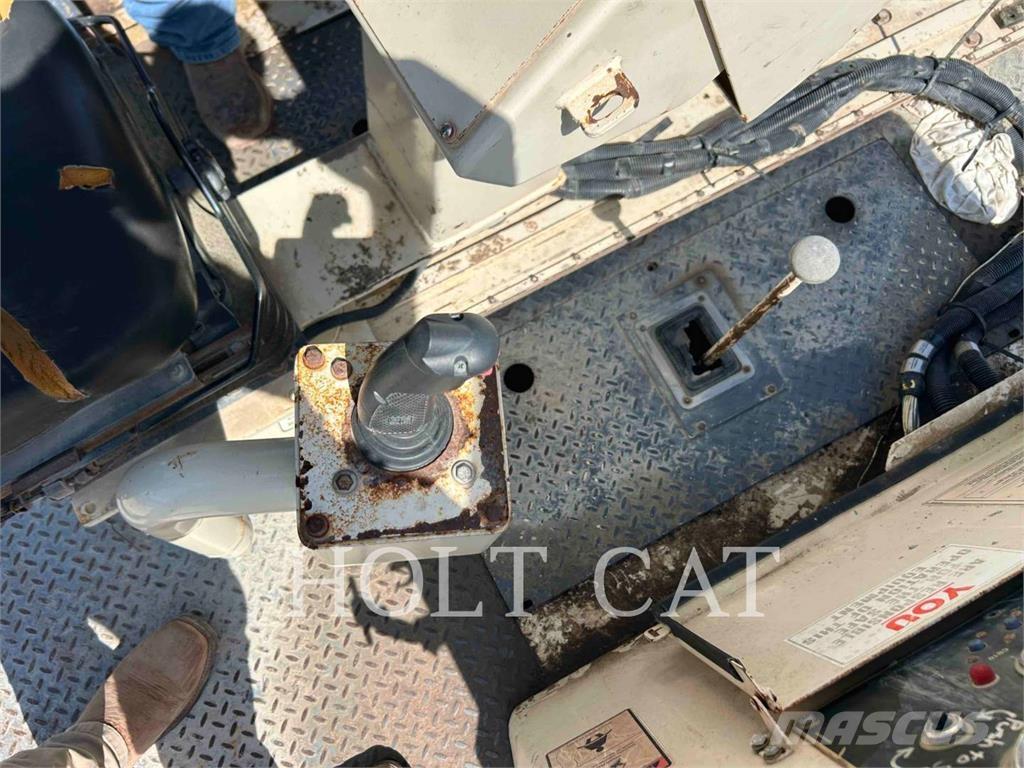 Terex RS446 Asfalto perdirbimo technika