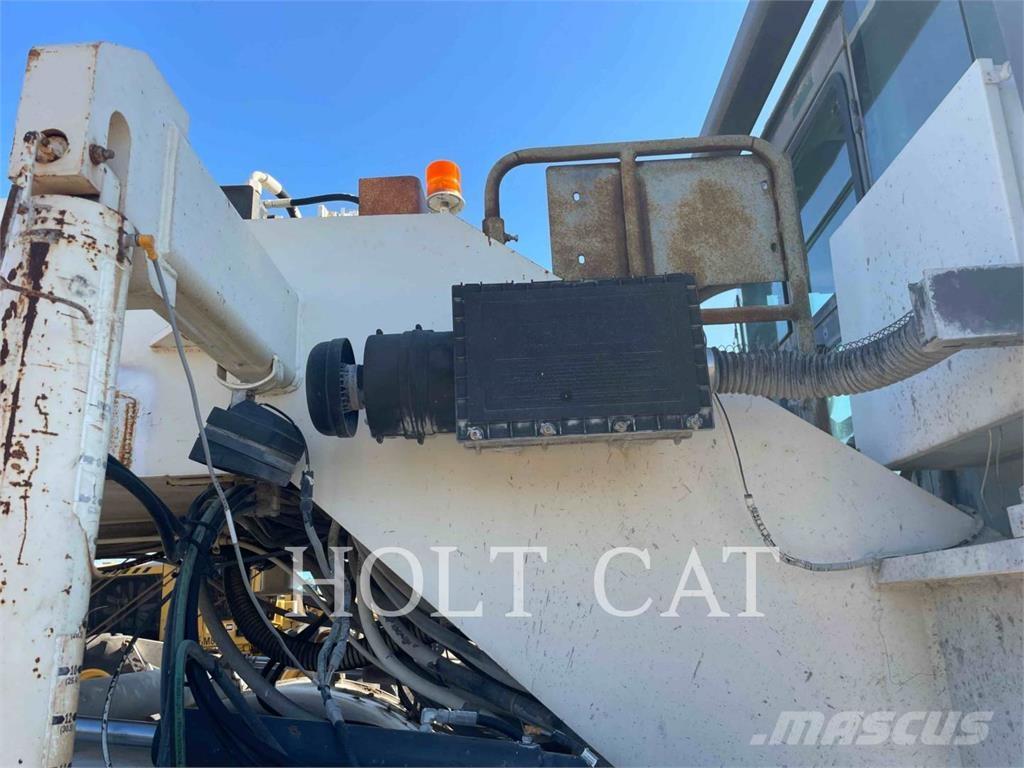 Terex RS446 Asfalto perdirbimo technika