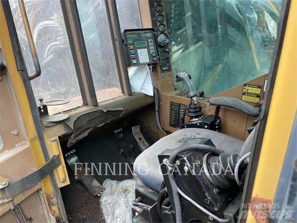 Tigercat 860D Ekskavatoriai