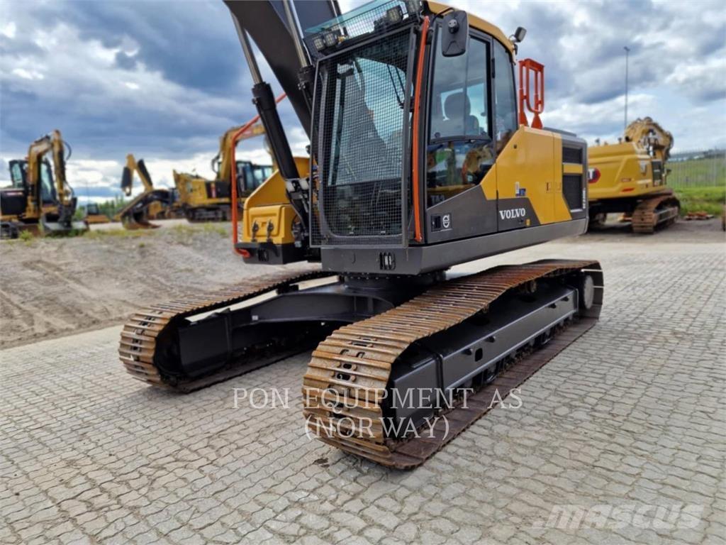 Volvo EC220 Vikšriniai ekskavatoriai