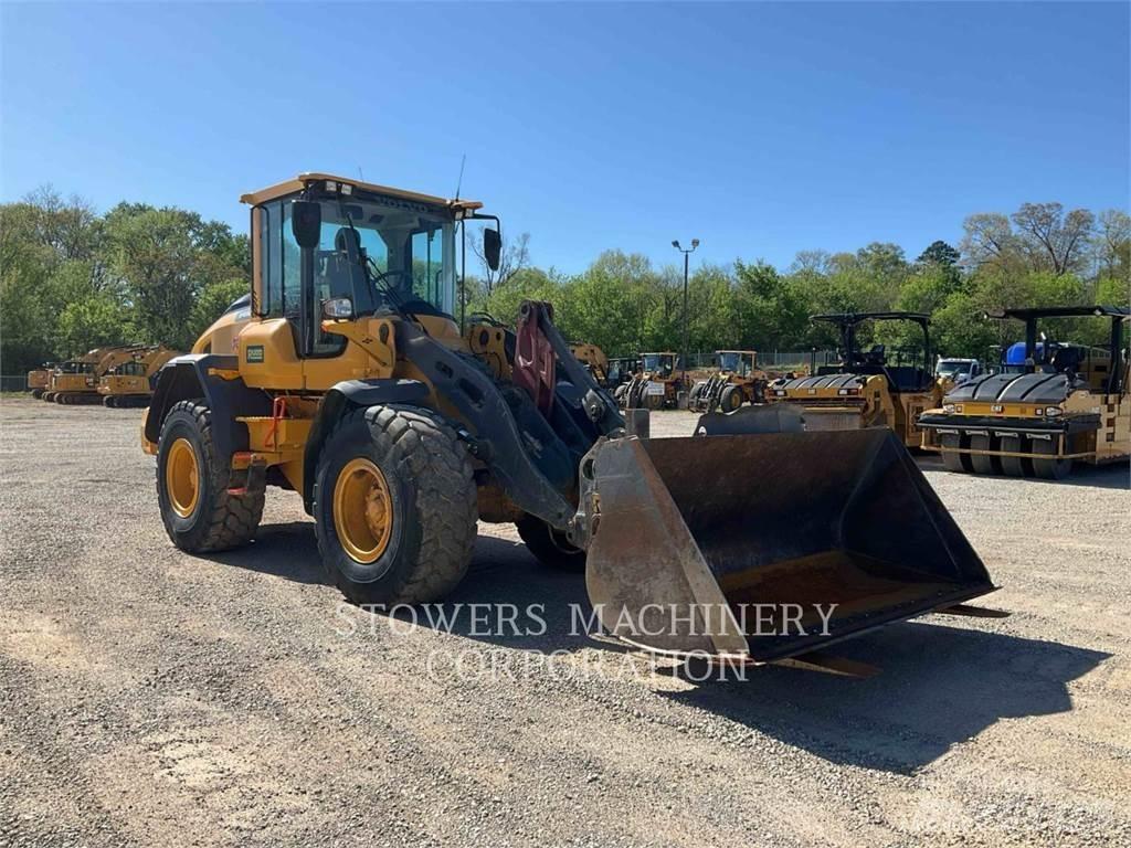 Volvo L60H. Naudoti ratiniai krautuvai
