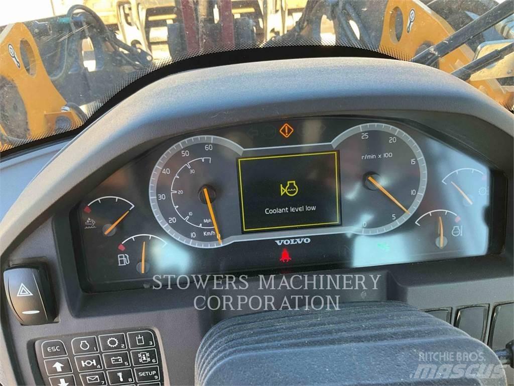 Volvo L60H. Naudoti ratiniai krautuvai