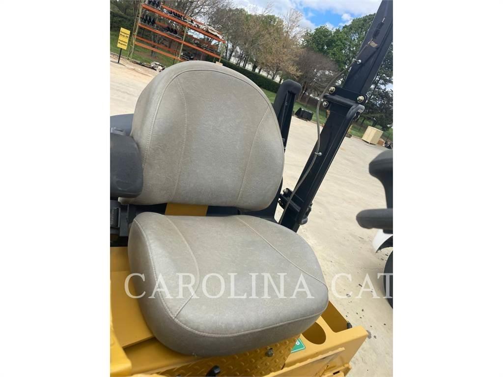 Weiler C303 Asfalto klotuvai