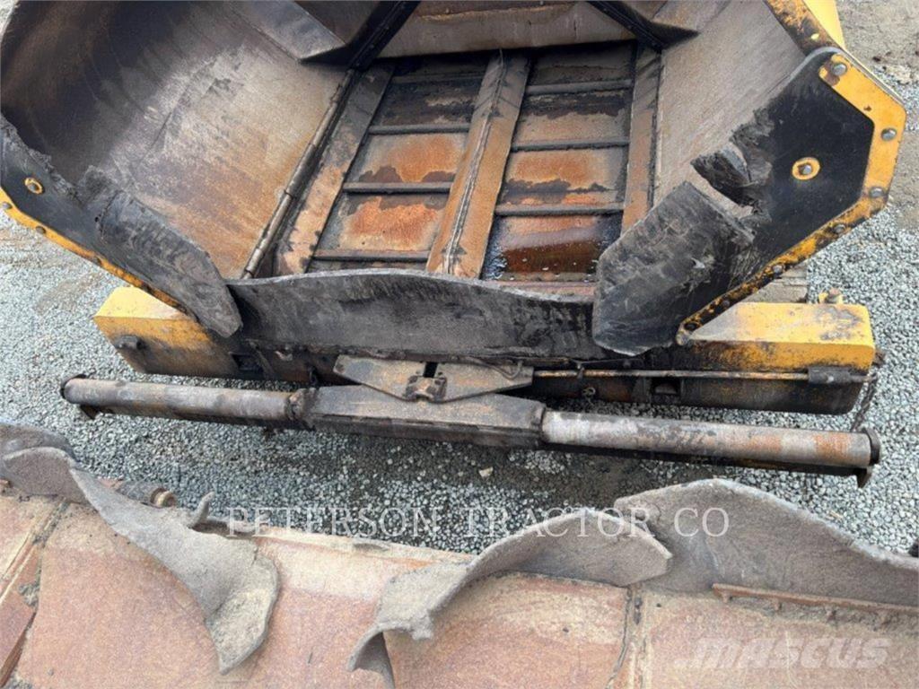 Weiler P385A Asfalto klotuvai