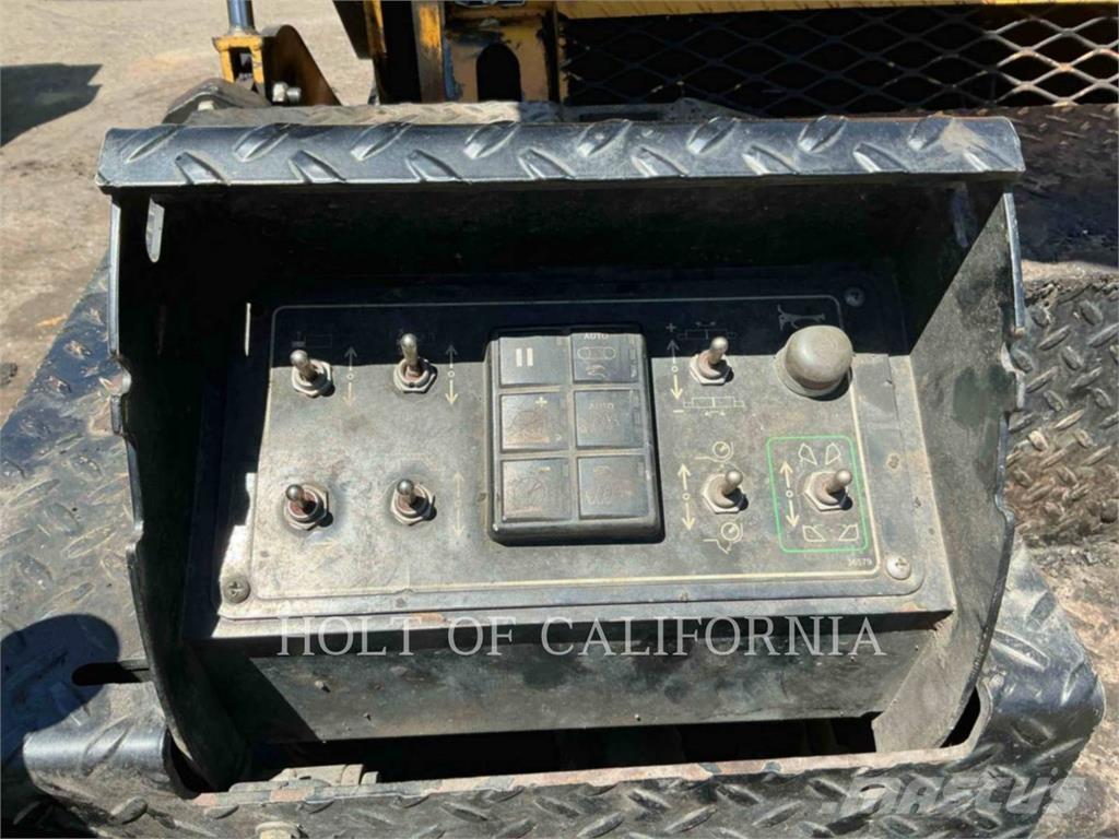 Weiler P385B Asfalto klotuvai