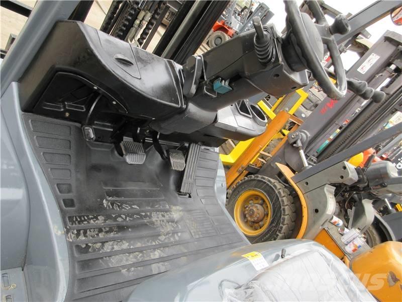 Toyota FD 30 Dyzeliniai krautuvai