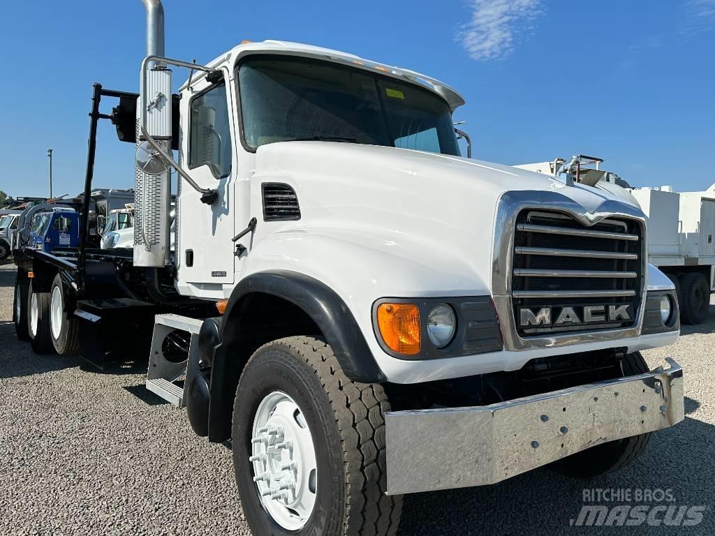 Mack GRANITE CV713 Savivarčiai su kabeliniu keltuvu