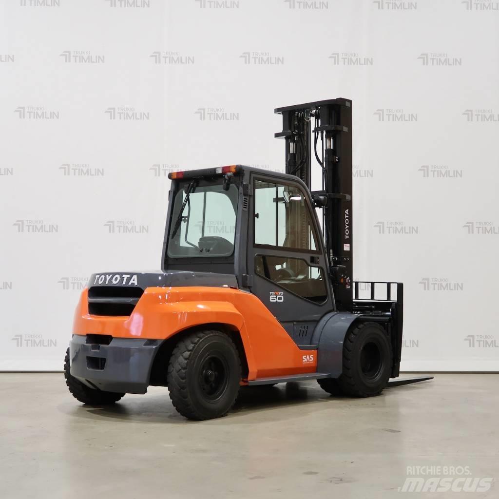 Toyota 40-8FD60N Dyzeliniai krautuvai