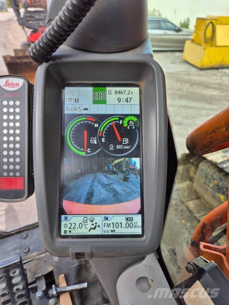 Hitachi ZX 300 LC-6 Vikšriniai ekskavatoriai