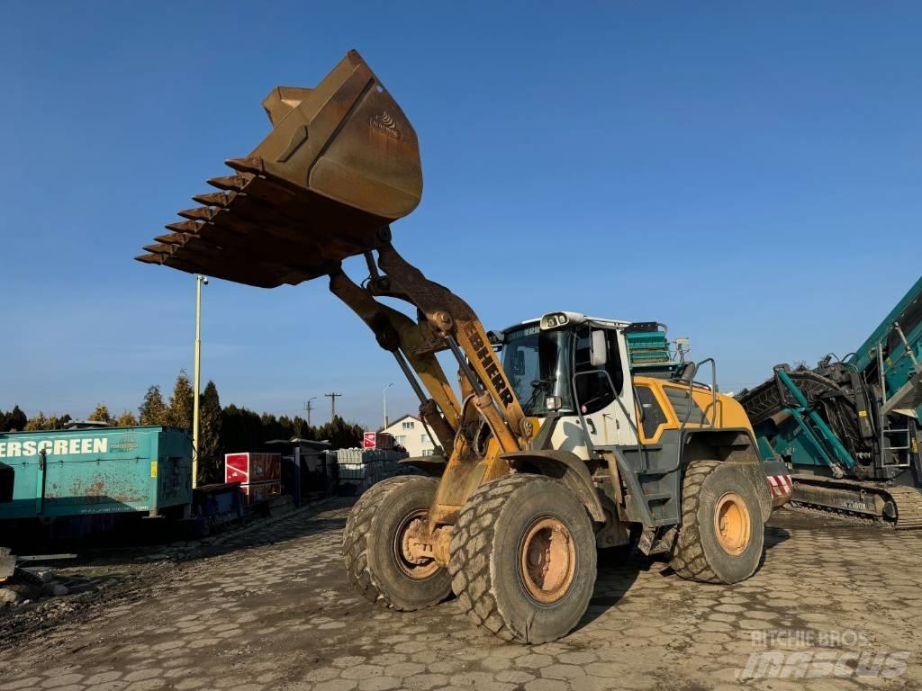 Liebherr L 556 Naudoti ratiniai krautuvai