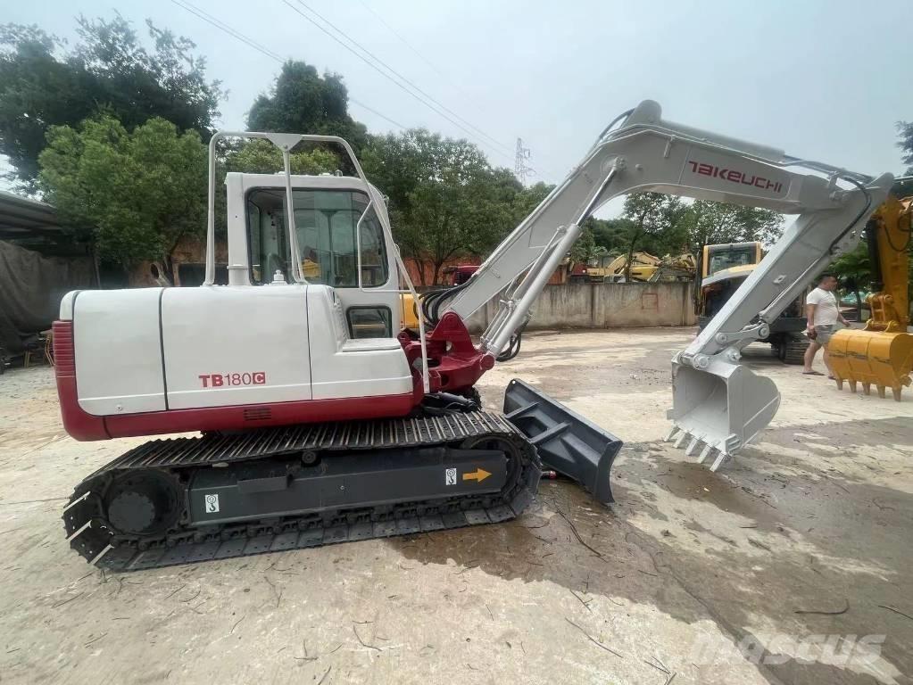 Takeuchi TB180C Vikšriniai ekskavatoriai
