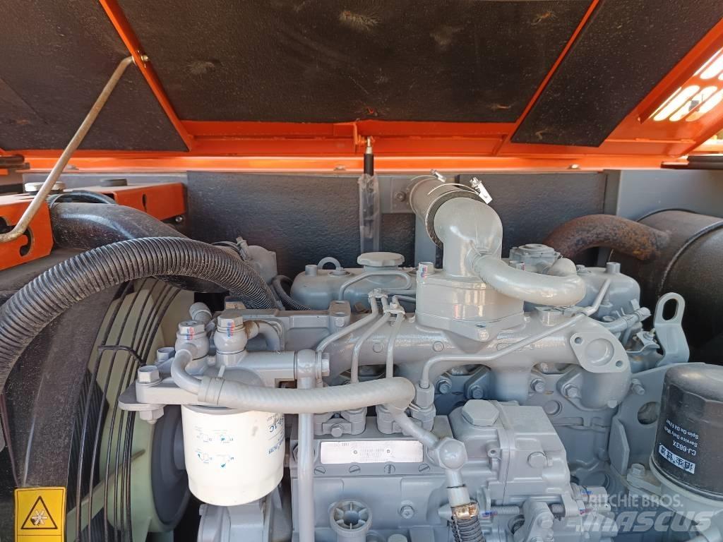 Hitachi ZX 75 Vidutinės galios ekskavatoriai 7-12 t