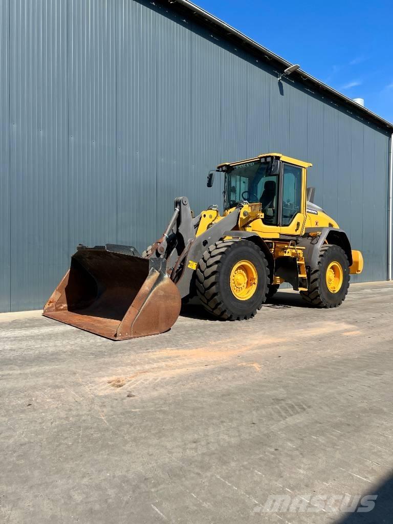 Volvo L90H Naudoti ratiniai krautuvai
