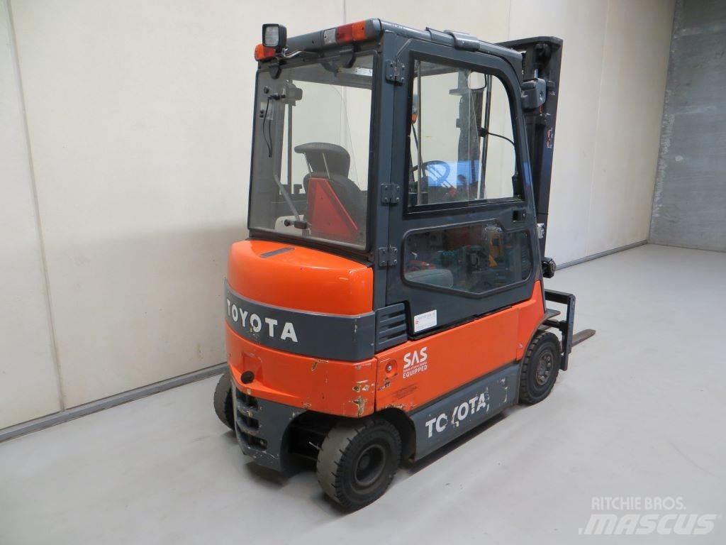 Toyota 7FBMF20 Elektriniai šakiniai krautuvai