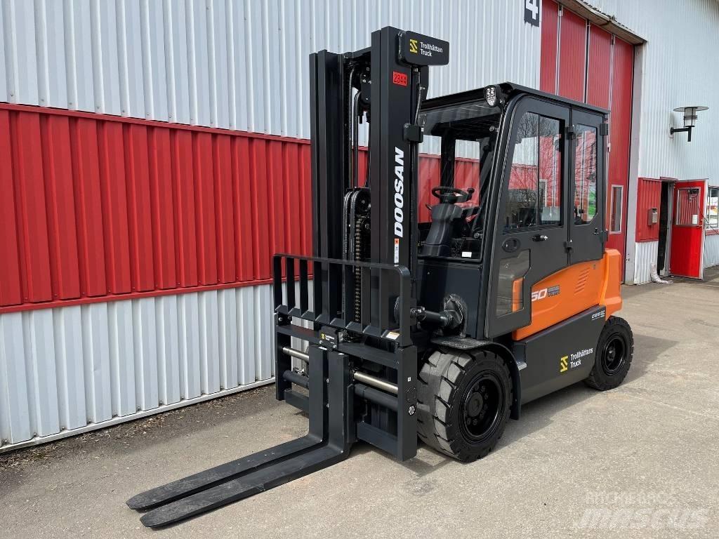 Doosan B 50 X-7 Elektriniai šakiniai krautuvai