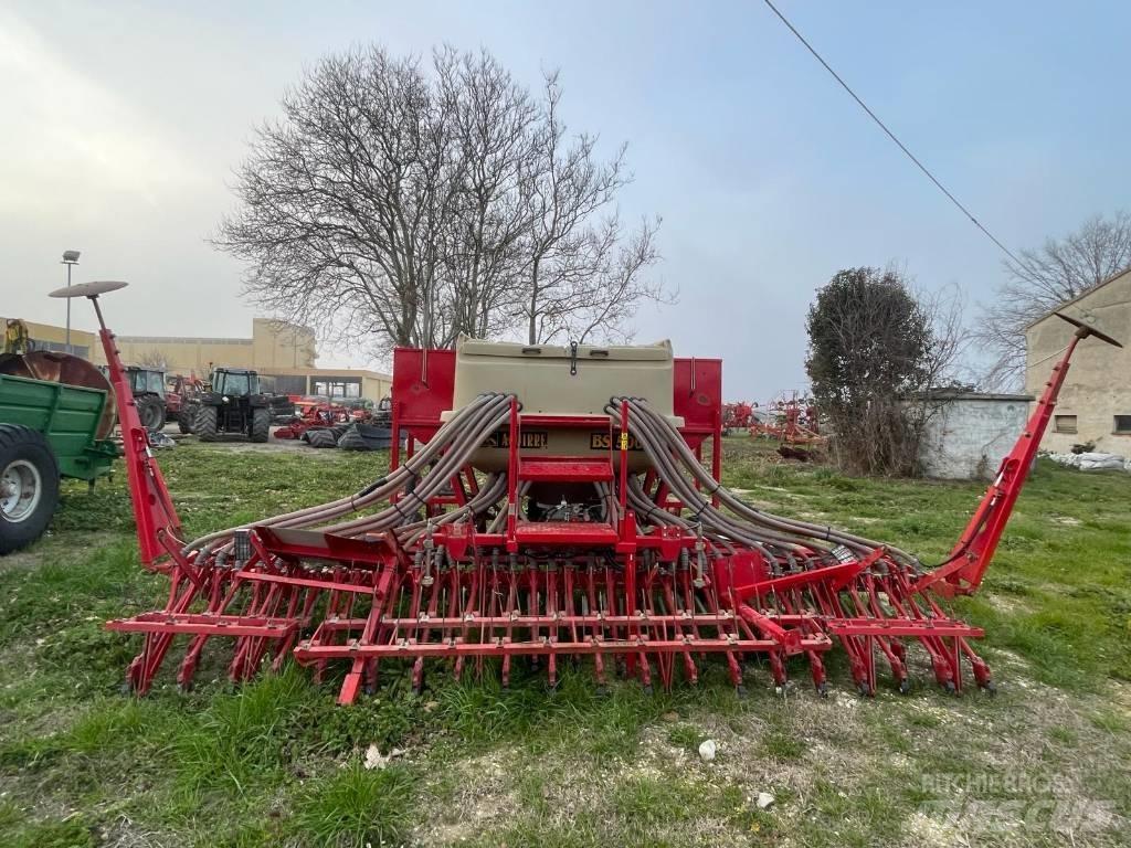  AGUIRE BS 500 Sėjimo technika