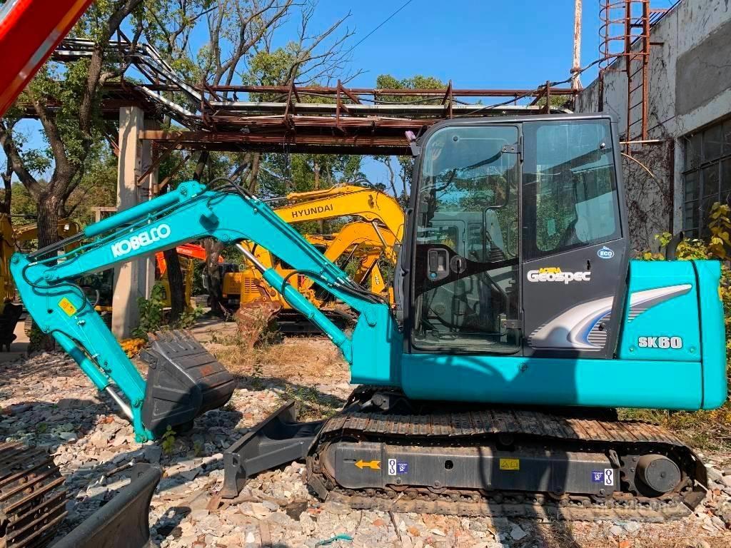 Kobelco SK 60 Vikšriniai ekskavatoriai