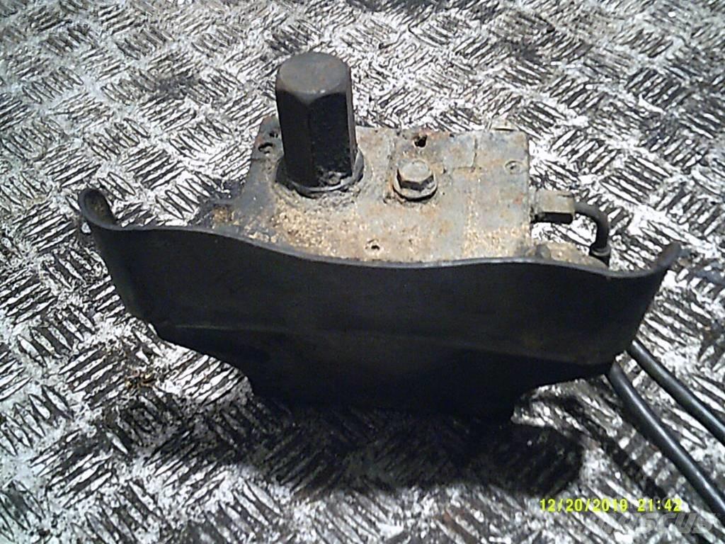 MAN TGS  81417236020 Hidraulikos įrenginiai
