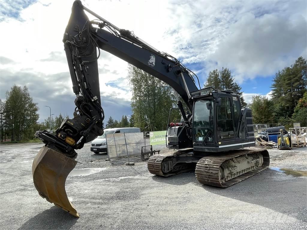 CAT 325 Vikšriniai ekskavatoriai
