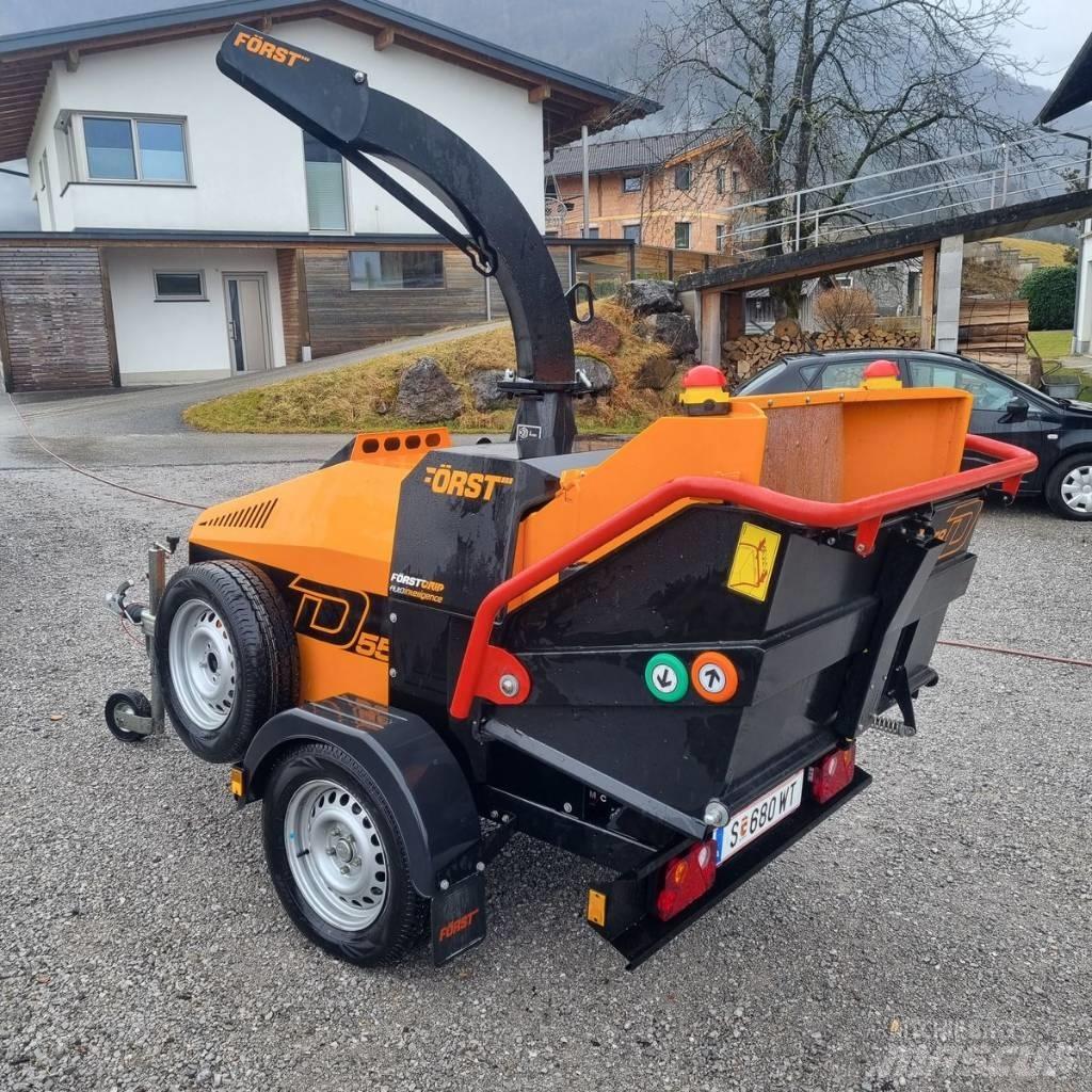 Först ST8D Medienos smulkintuvai