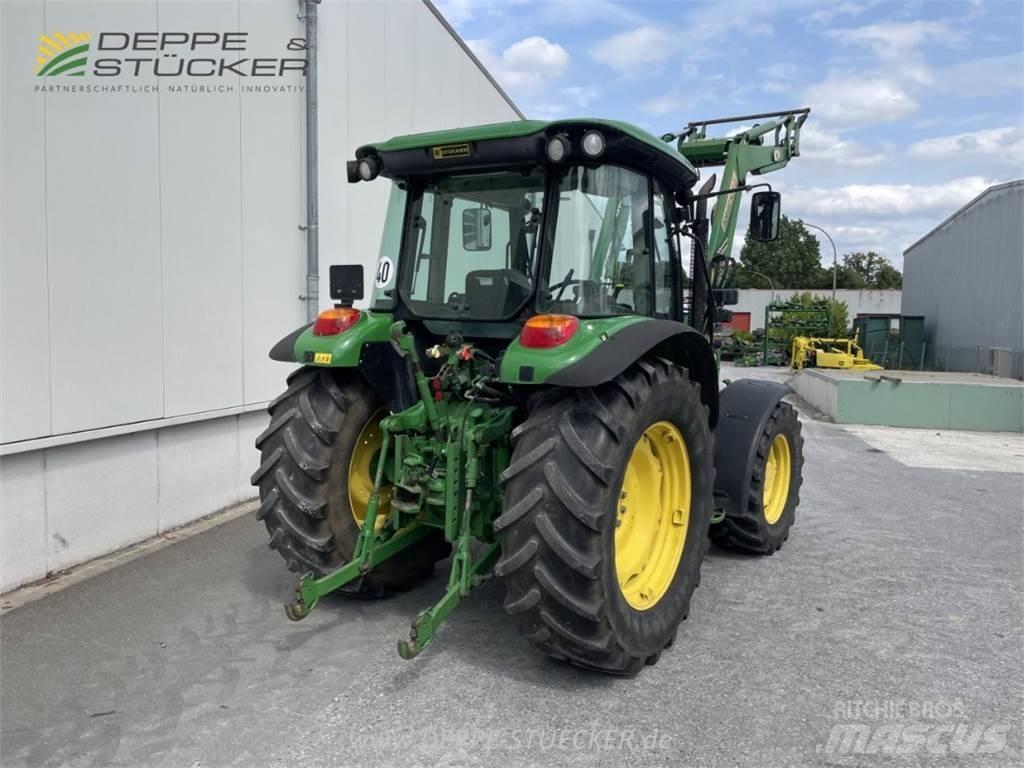 John Deere 5820 Traktoriai