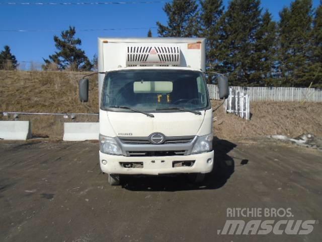 Hino 155 D Vilkikai šaldytuvai