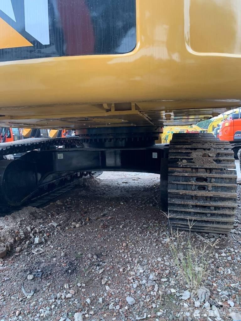 CAT 336 D Vikšriniai ekskavatoriai