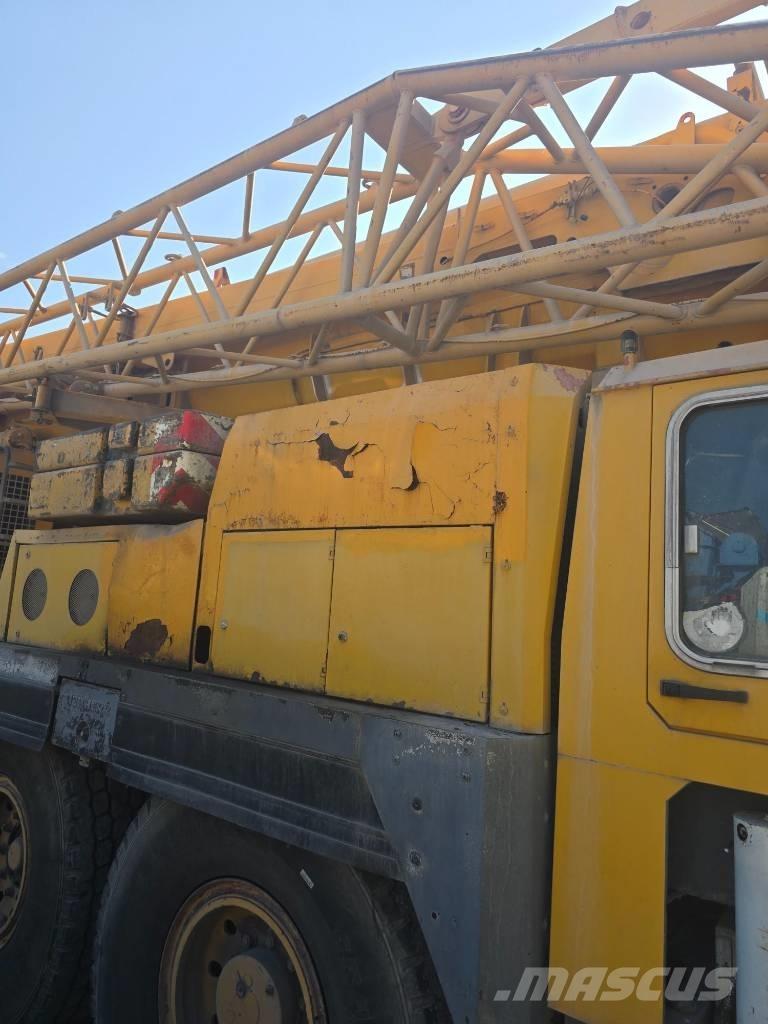 Liebherr LTM 1090 Visureigiai kranai