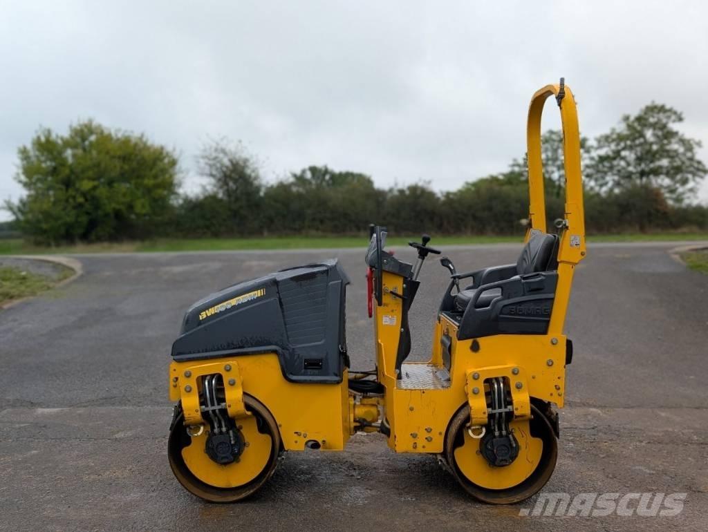 Bomag BW 100 AD M-5 Porinių būgnų volai