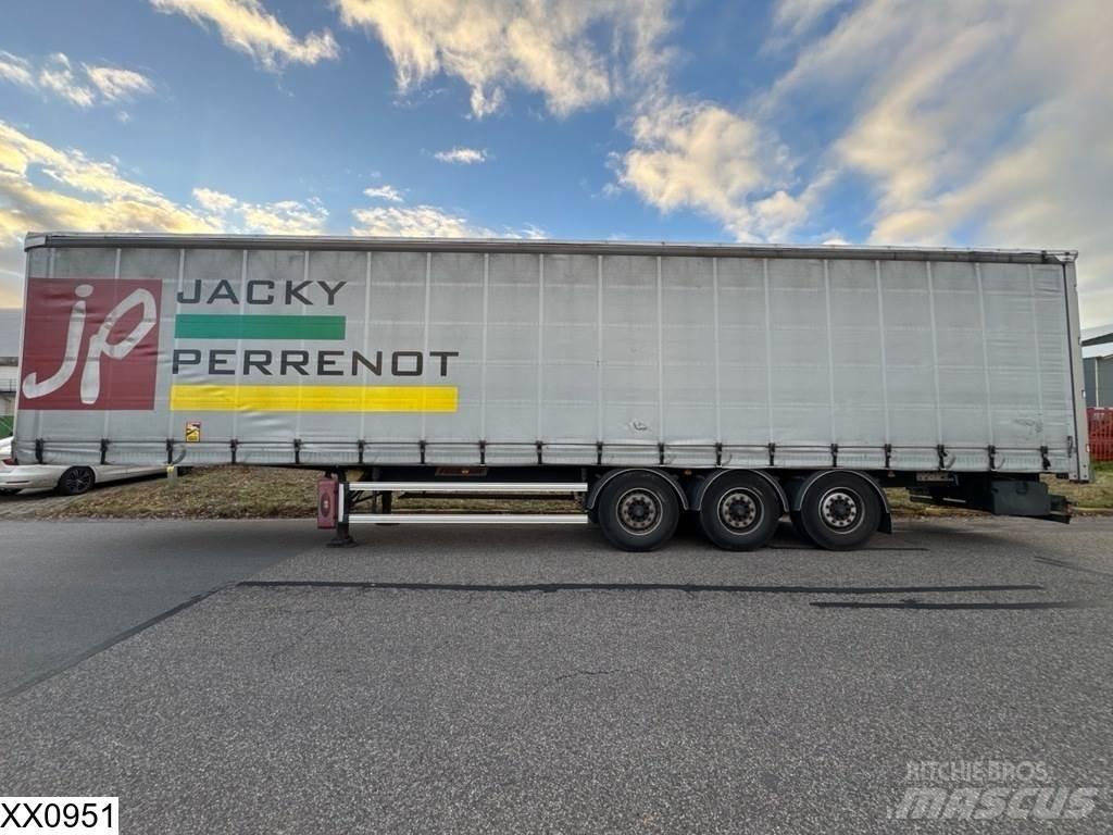 Fruehauf Tautliner Tentinės puspriekabės