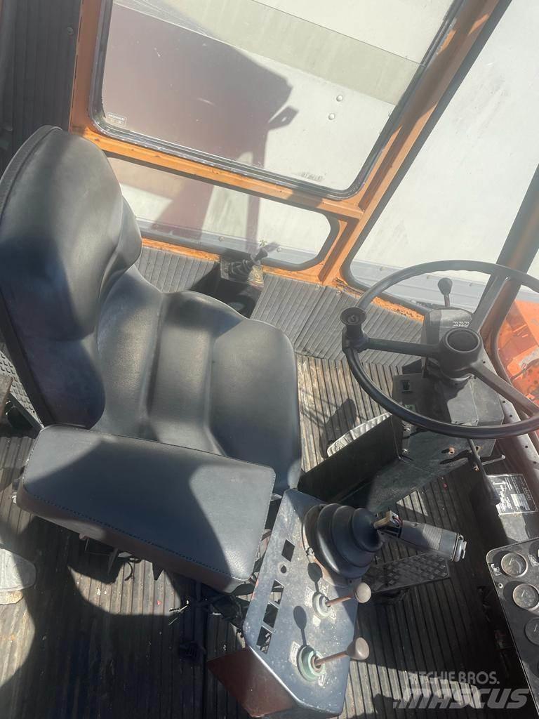 Valmet TD2212 Dyzeliniai krautuvai