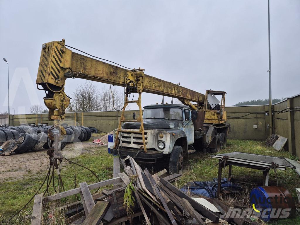 ZIL  Automobiliniai kranai