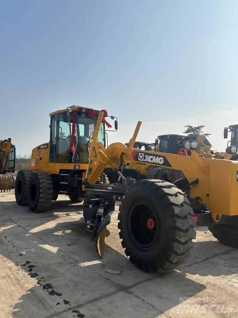 XCMG GR 2153 Greideriai