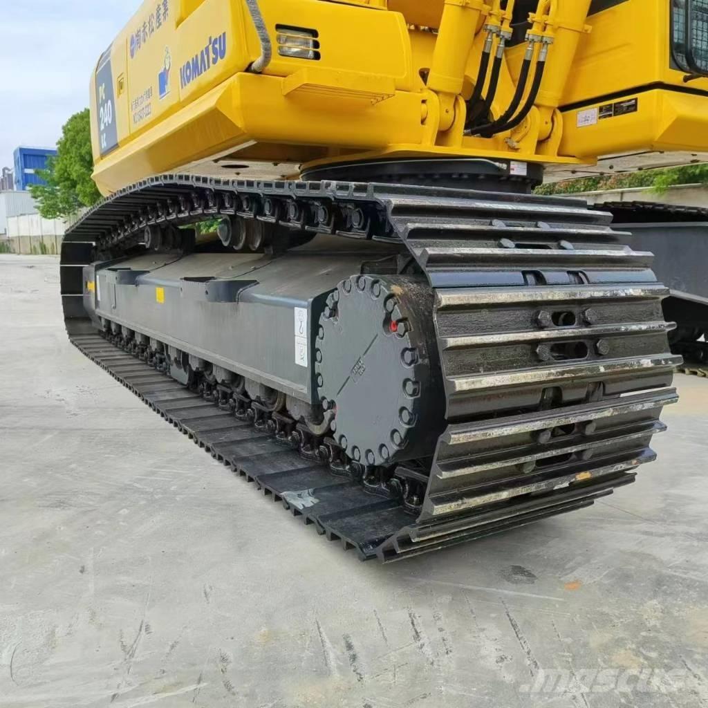 Komatsu PC 240 LC-8 Vikšriniai ekskavatoriai