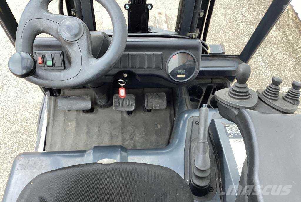 Linde E 18 C Elektriniai šakiniai krautuvai