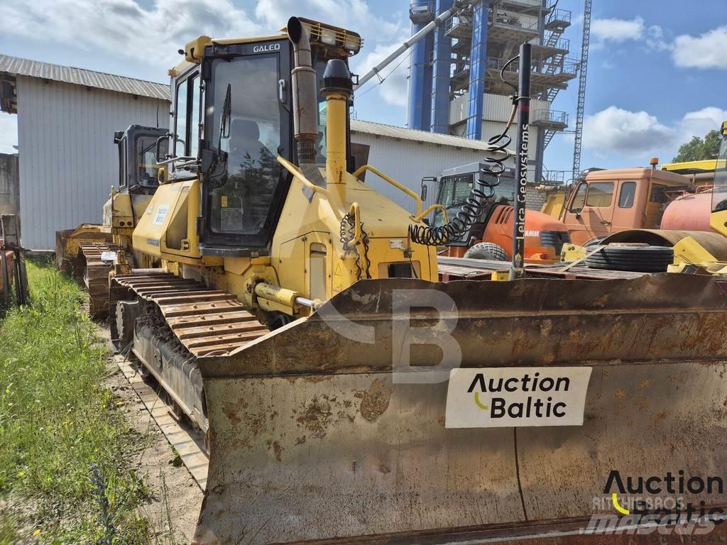 Komatsu D51EX-22 Vikšriniai buldozeriai