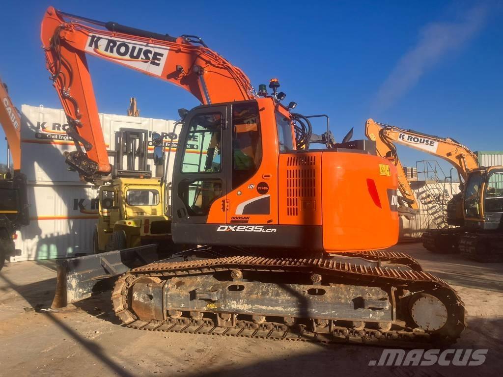 Doosan DX 235 LCR Vikšriniai ekskavatoriai