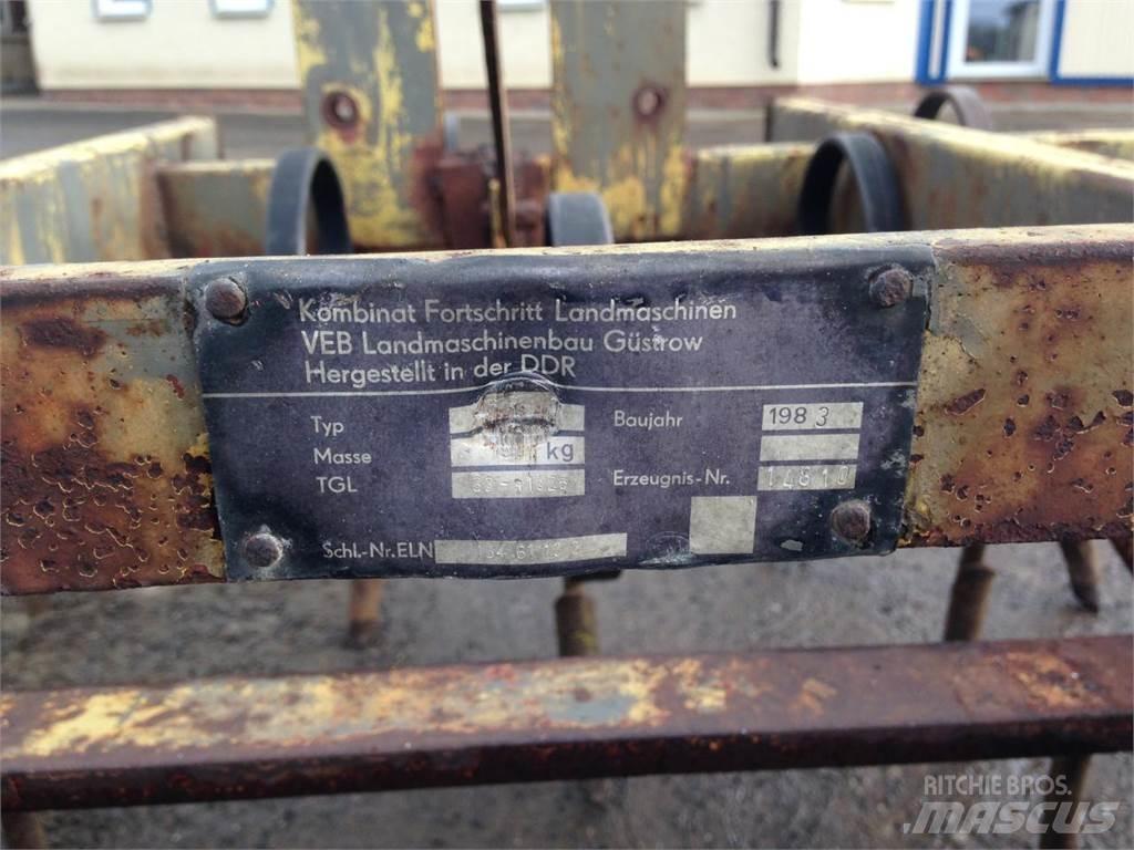 Fortschritt B231 Kultivatoriai
