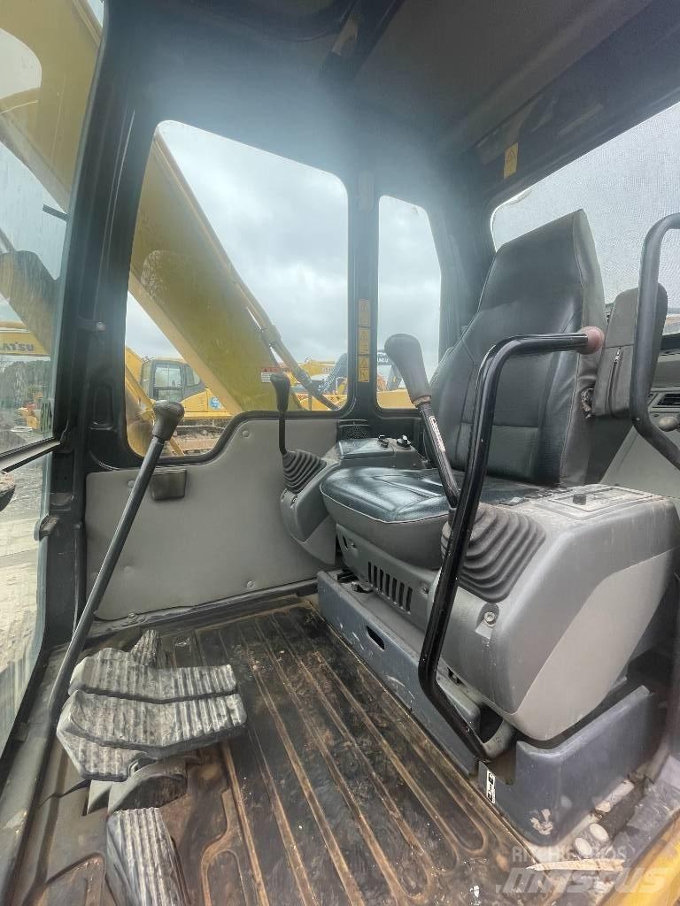 Komatsu PC 60 Vikšriniai ekskavatoriai