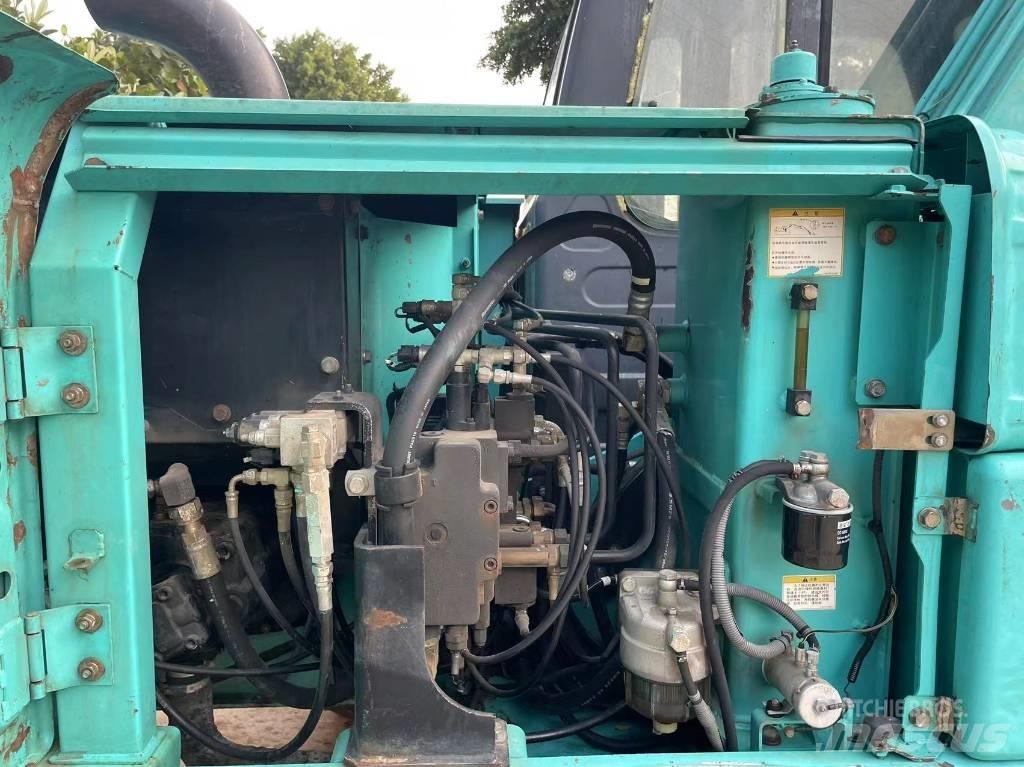 Kobelco SK 75 Vikšriniai ekskavatoriai